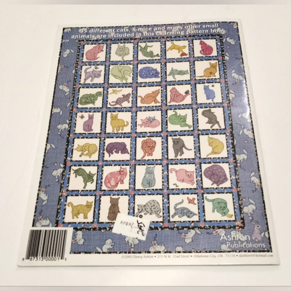 Claire's Cats 35 Quilting Designs Book by Darcy Ashton - Picture 2 of 16